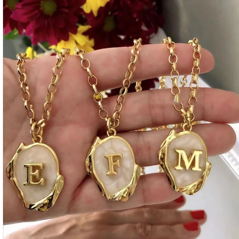 Fashion Irregular Initial Necklace Gold Color Letters Single Name Choker Necklace For Women Dripping Oil Pendant Jewelry Gifts