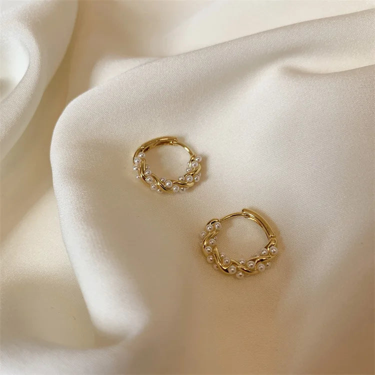 Korean New Simple Temperament Circle Pearl Earrings Fashion Small Versatile Earrings Women's Jewelry